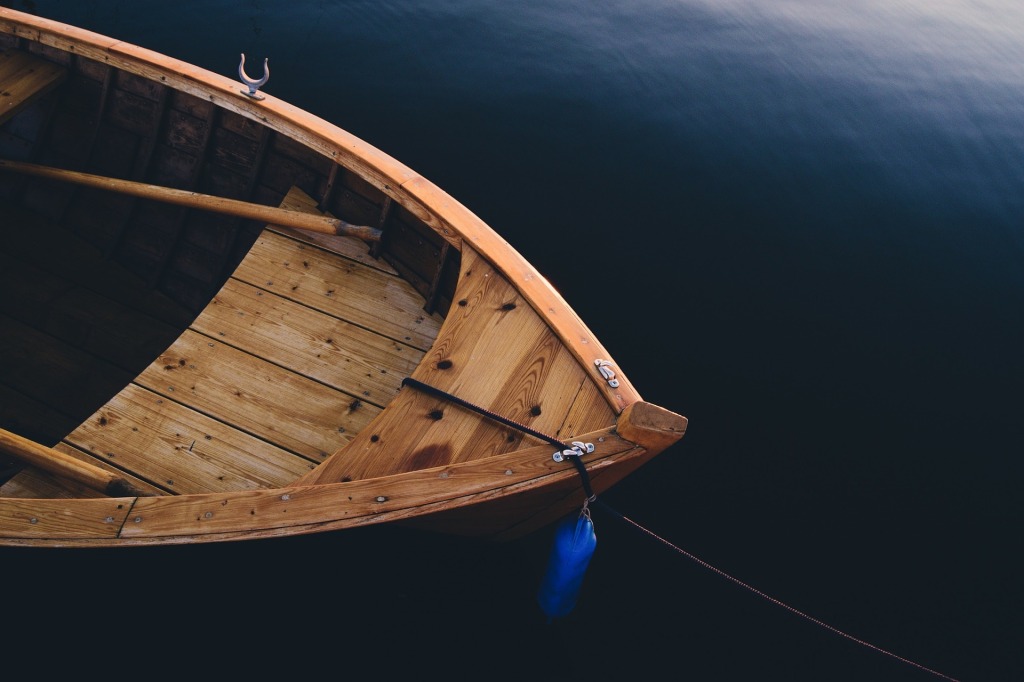Selbstgemachtes Holzboot: Schritt-für-Schritt Anleitung und Tipps